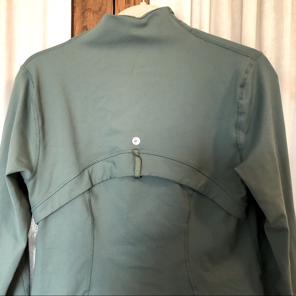 90 Degree by Reflex Thumbhole Zip Front Jacket - Picture 8 of 13